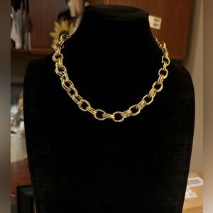 Chunky Gold Tone 18” Necklace - Like New